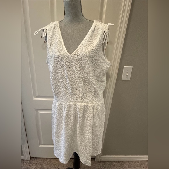 Michael Kors Dresses & Skirts - Michael kors ladies white dress size XL